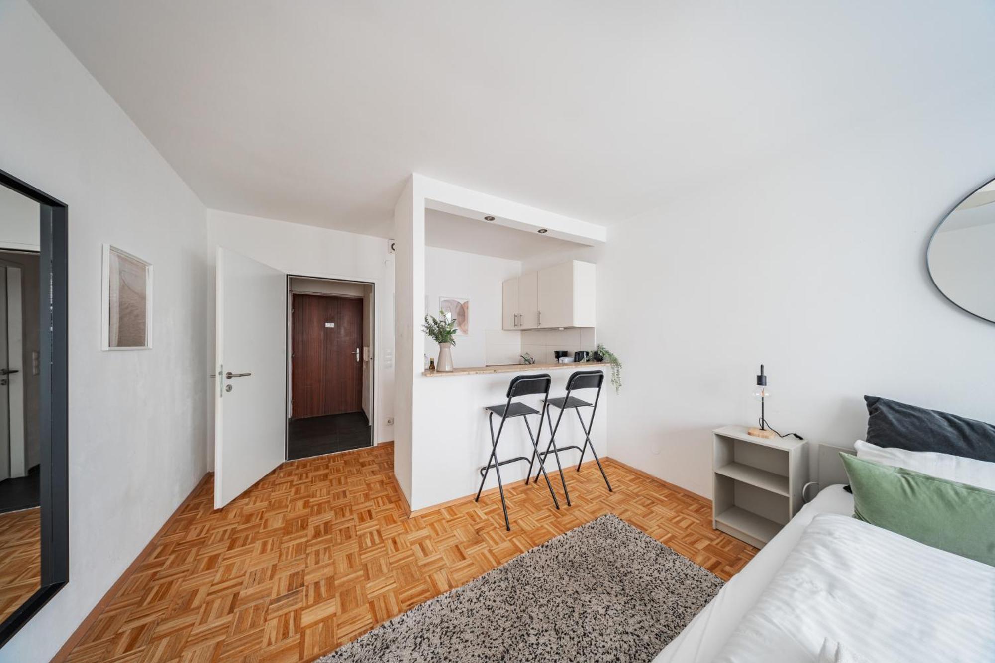 Studio Next To Karlskirche เวียนนา ภายนอก รูปภาพ