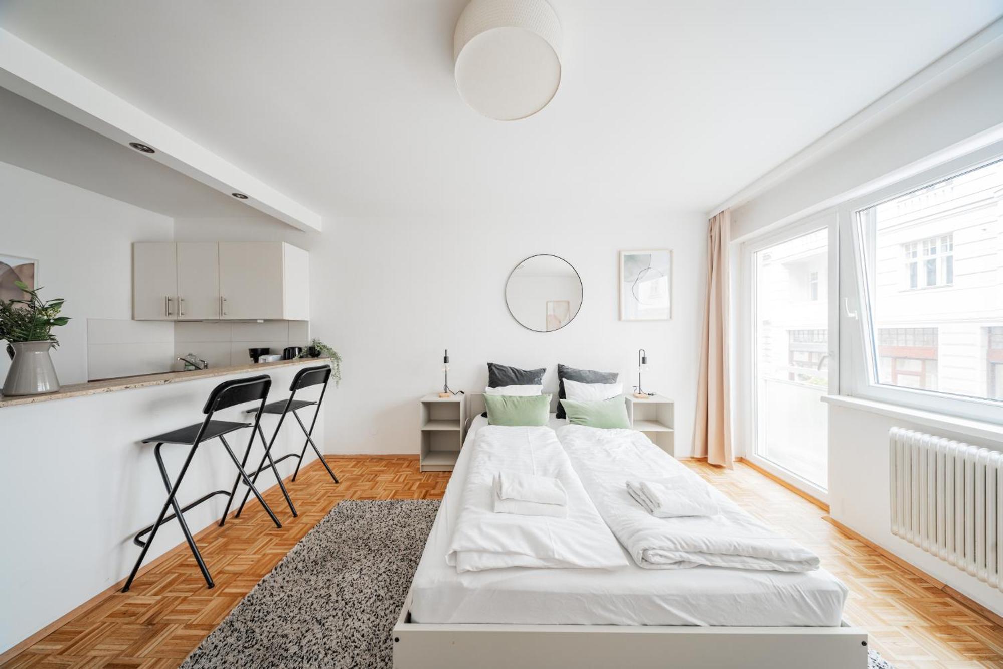 Studio Next To Karlskirche เวียนนา ภายนอก รูปภาพ